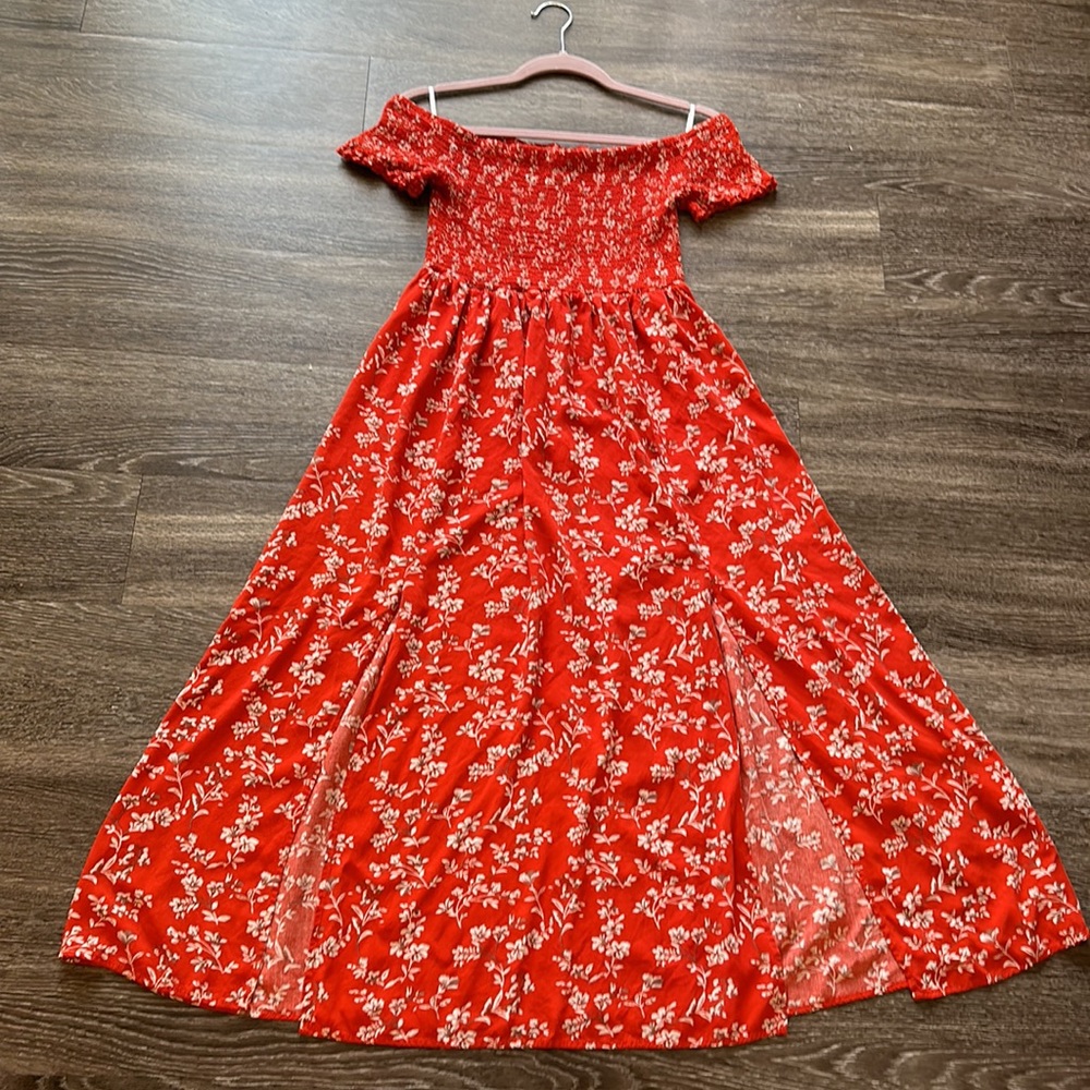 Off shoulder women’s floral dress
